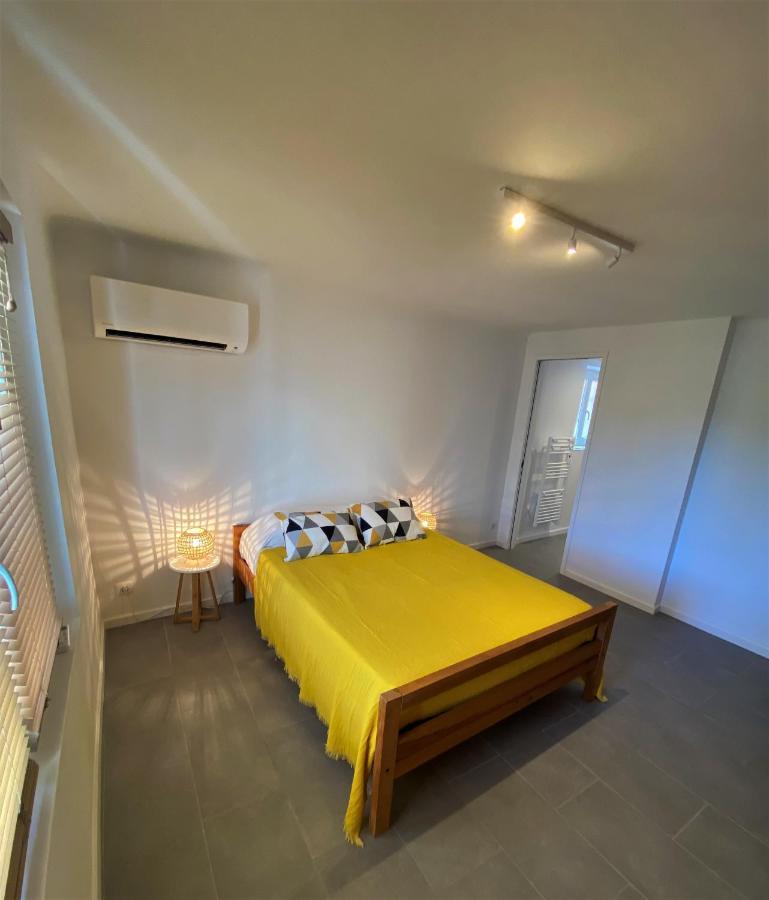 Appartement Rez De Villa Proche Port Et Plages De Sanary エクステリア 写真