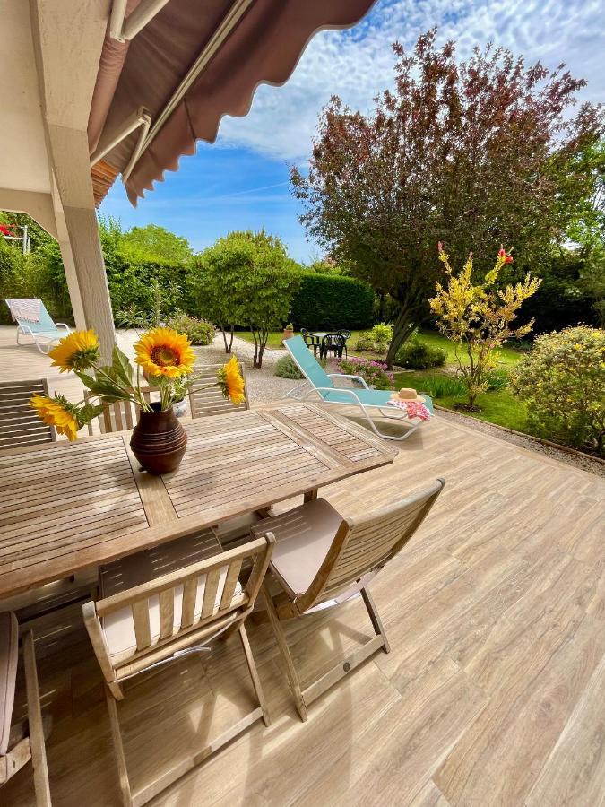 Appartement Rez De Villa Proche Port Et Plages De Sanary エクステリア 写真